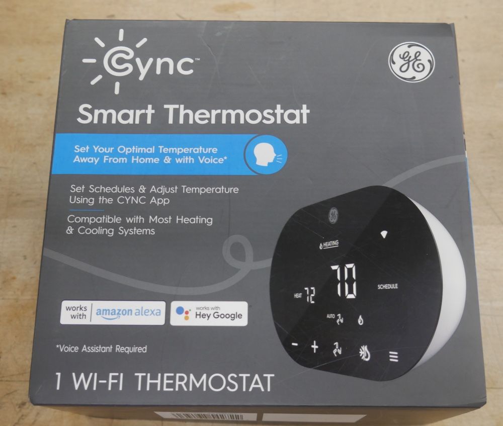 Cync by GE Smart Programmable Touchscreen Wi-Fi Thermostat Open Box. model # CTHMCAPPEKB1-1.