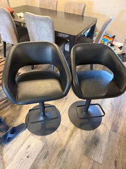 Bar stool