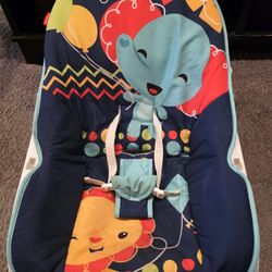 Fisher-Price Infant-to-Toddler Rocker - Midnight Rainforest
