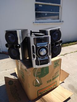 Sony HCD-EC50 3 CD Changer/Cassette/Stereo Receiver