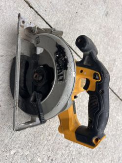 DeWalt Circular Saw 20v