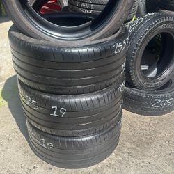 (4)255/35/17  Michelin 