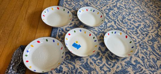 Variety of vintage glass items. Vintage