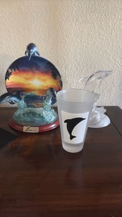 Dolphin bundle