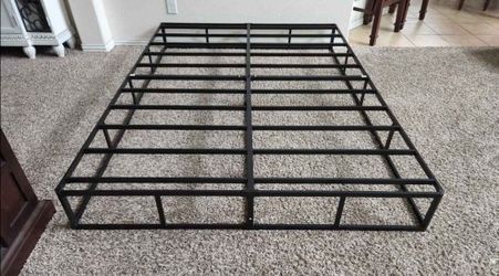Queen Size Heavy Duty Metal Box Spring Bed Base/Bed Frame. 59.5"W x 79.5"L x  9"H