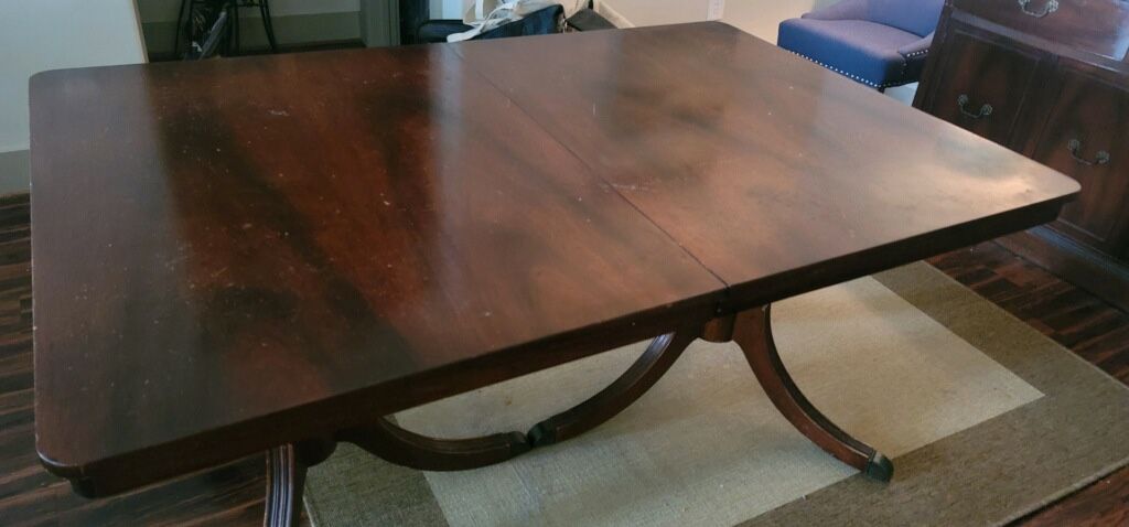 Kitchen Table With Sideboard