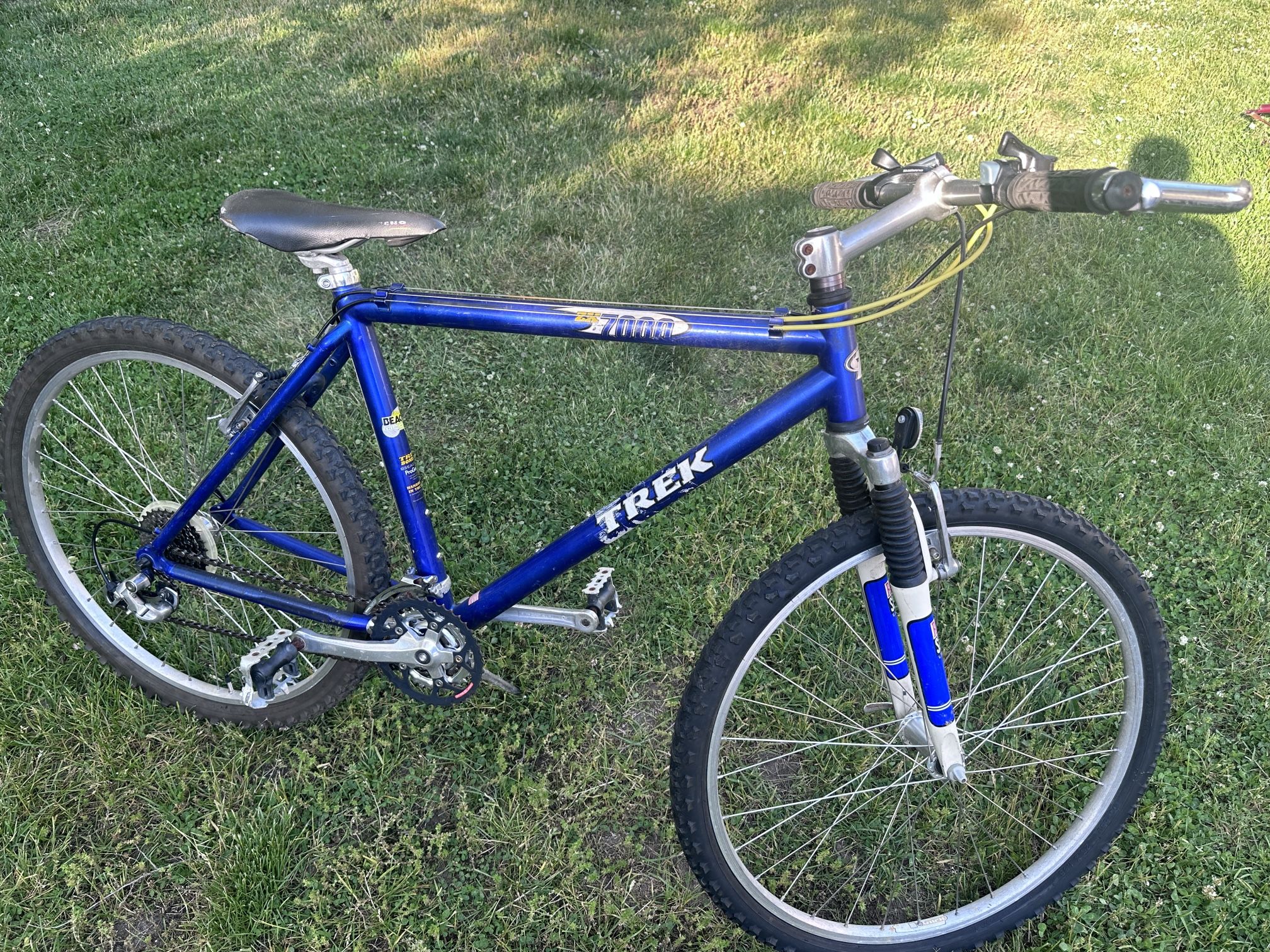 TREK 7000 mountain bike 26” wheels bicycle