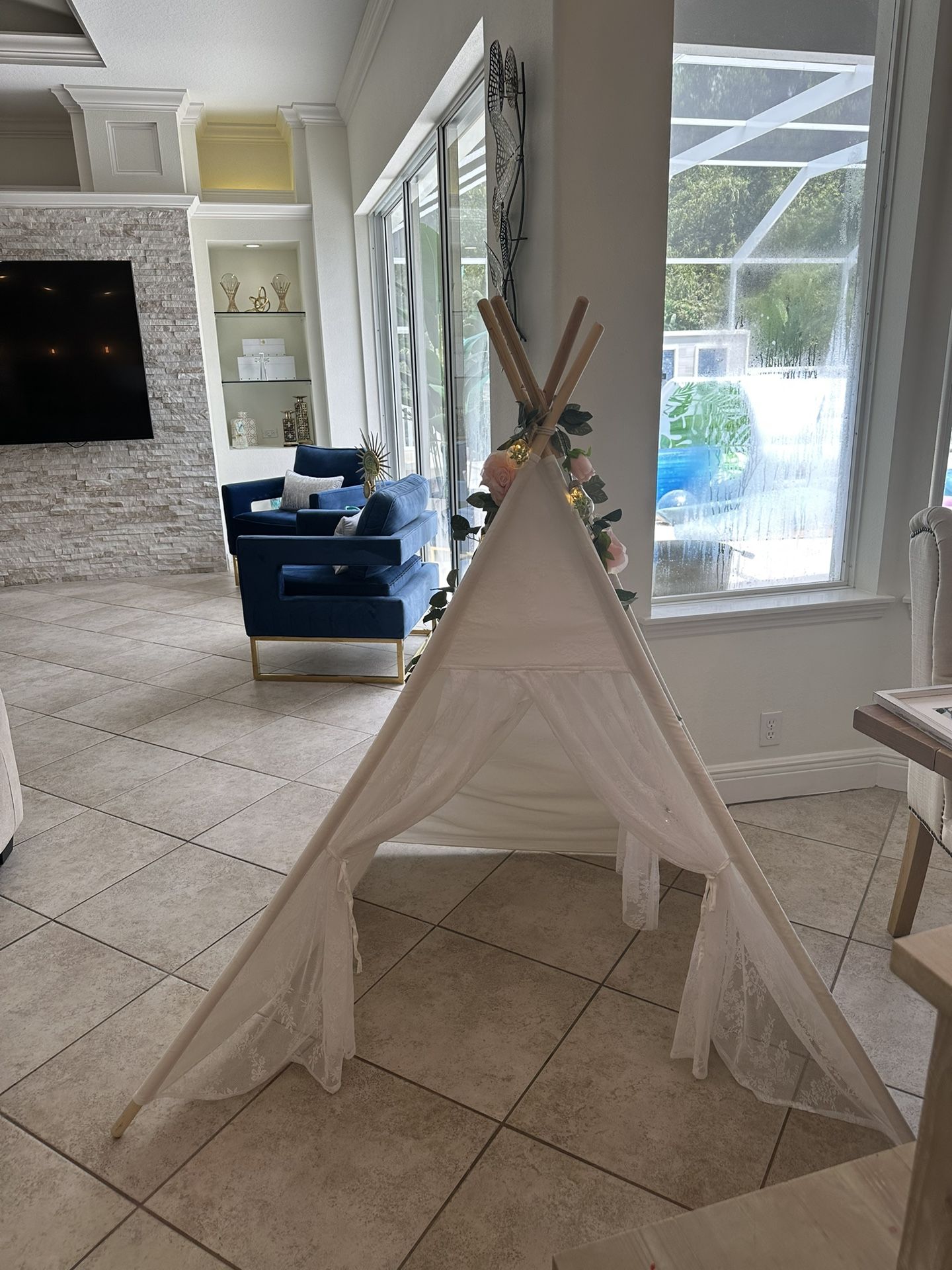 Girls Room TP Tent