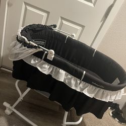 baby bassinet 