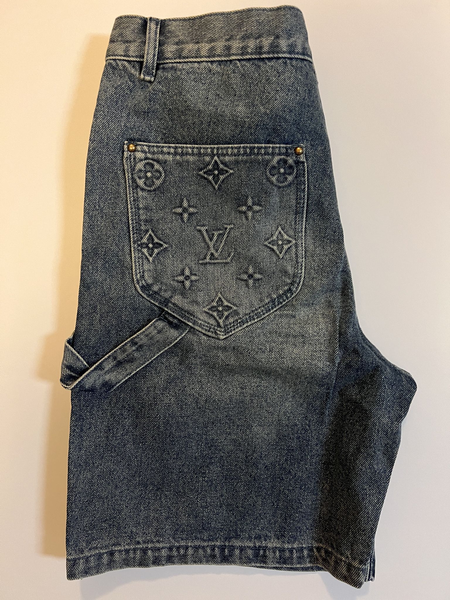 LV Louis Vuitton Monogram Workwear Denim Carpenter Pants Off-White 34 for  Sale in City Of Industry, CA - OfferUp