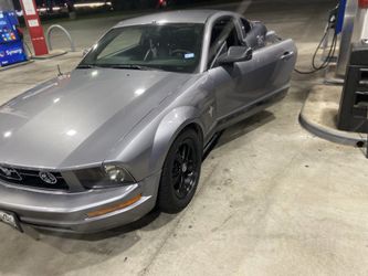 2007 Mustang V6