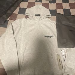 Essential Hoodie 