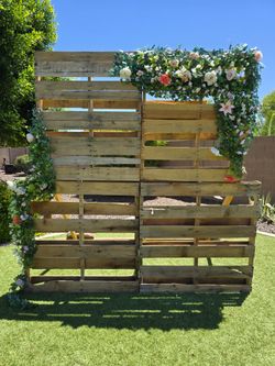 Rustic Pallet Wood Backdrop