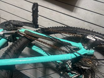 Trek Marlin Mountain Bike – $200