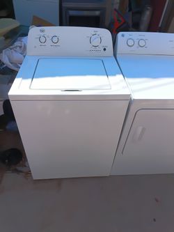 WASHER & DRYER ELECTRIC WORKING EXCELLENT VERY WELL TAKE CARE OF WITH 6 MONTHS WARRANTY PRICE $400 DOLLAR THERE IS A DELIVERY INSTALLATION FEE $ PLEAS