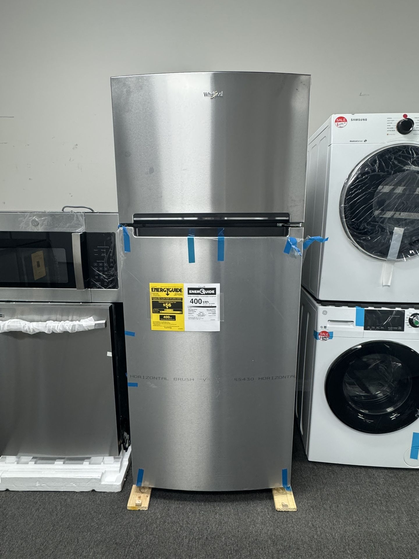 Refrigerator Top Freezer