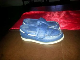 Size 11 boys shoes
