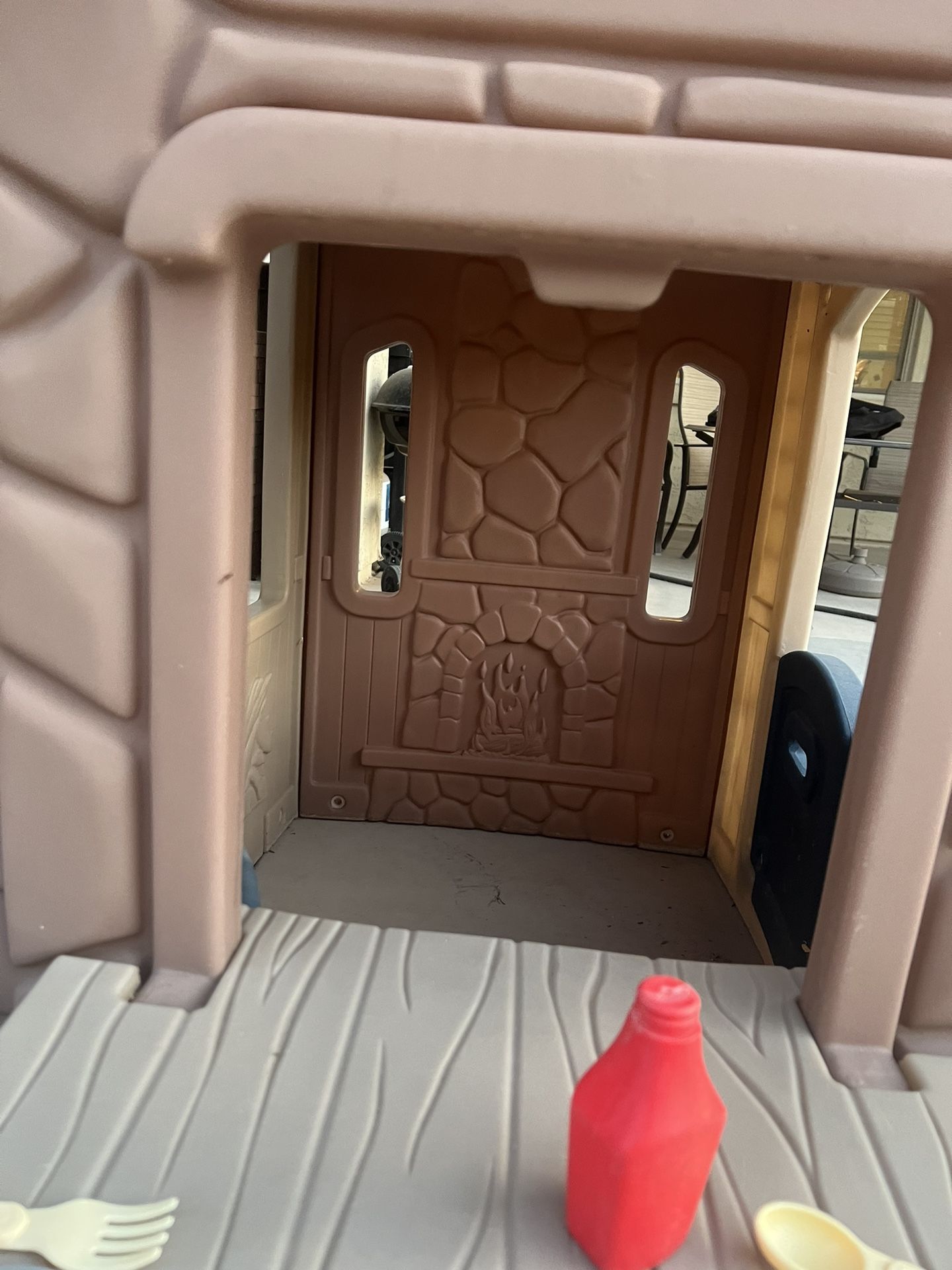 Little Tikes Picnic on the Patio Playhouse for Sale in Queen Creek, AZ