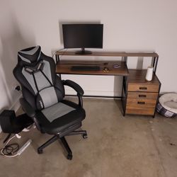 Desk + Ergonomic Gaming Chair Set – Gently Used