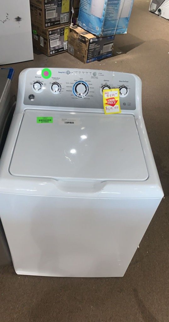 GE GTW500ASNWS 4.6 cu. ft. Washer for Sale in Long