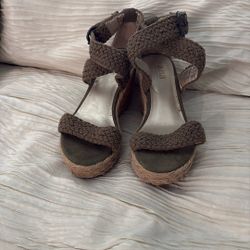 Nice wedge sandals size 8M