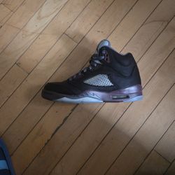 Jordan 5 Burgundy Retro 