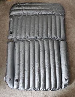 Inflatable Mattress/Pillow