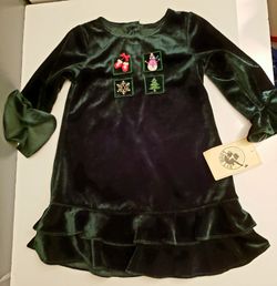 Goodlad NWT velour dk green 2T Girls