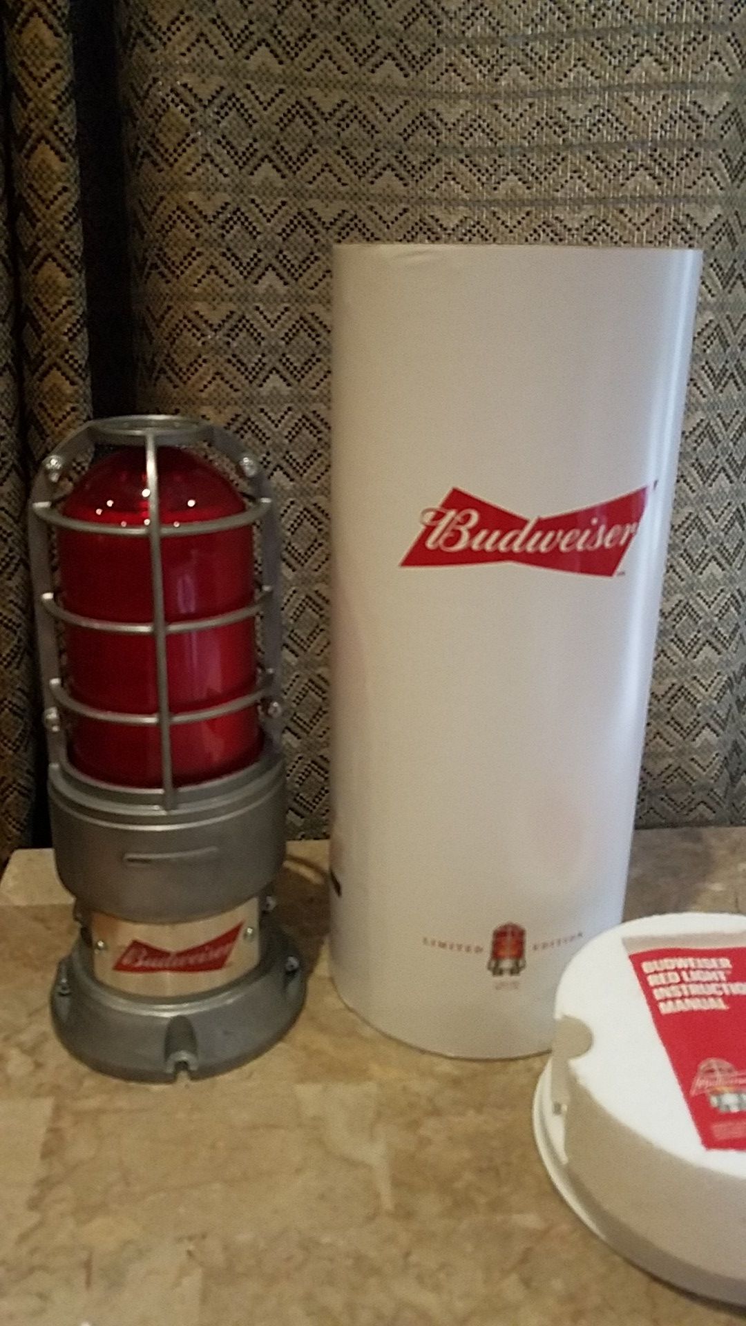 Budweiser Red Light Goal wifi