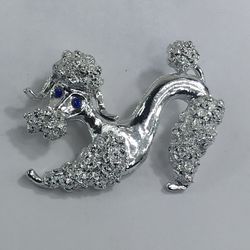 PIN BROOCH 