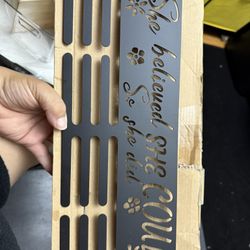 Medal Display Hanger Holder Bib Ribbon Rack Hooks Organizer Awards Ribbon Wall Mount Easy to Assemble Fashion Display