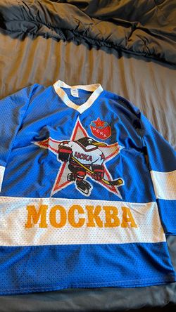 Vintage UCKA Moscow/Russian Red Penguin Hockey fan Jersey- #10 Pavel Bure
