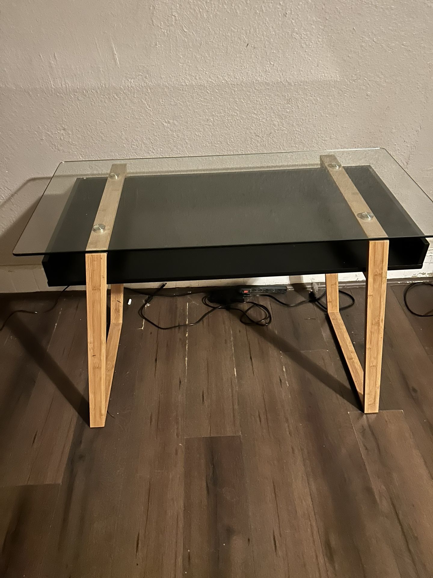 Sleek Desk