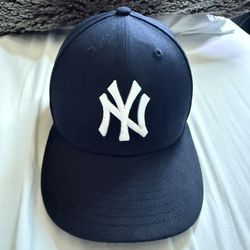 New York Yankees Low Profile 59Fifty Authentic Hat 