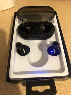 Brand new bluetooth wireless Smart in ear earphones earbuds headphones with portable charging case h