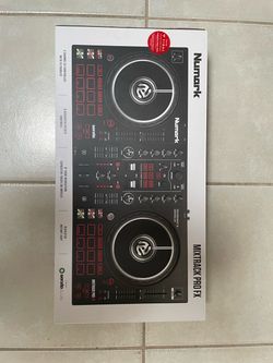 Numark Mixtrack Pro FX DJ Controller