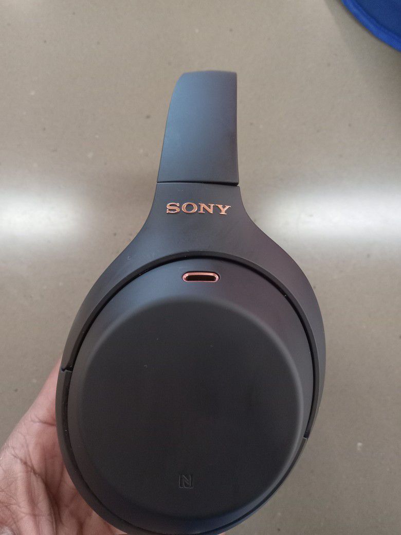 Sony Headphones New
