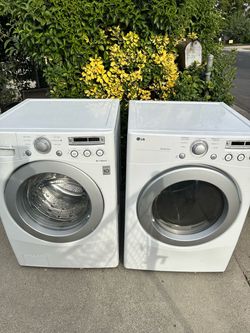 LG Front Load Washer and Dryer Electric Set