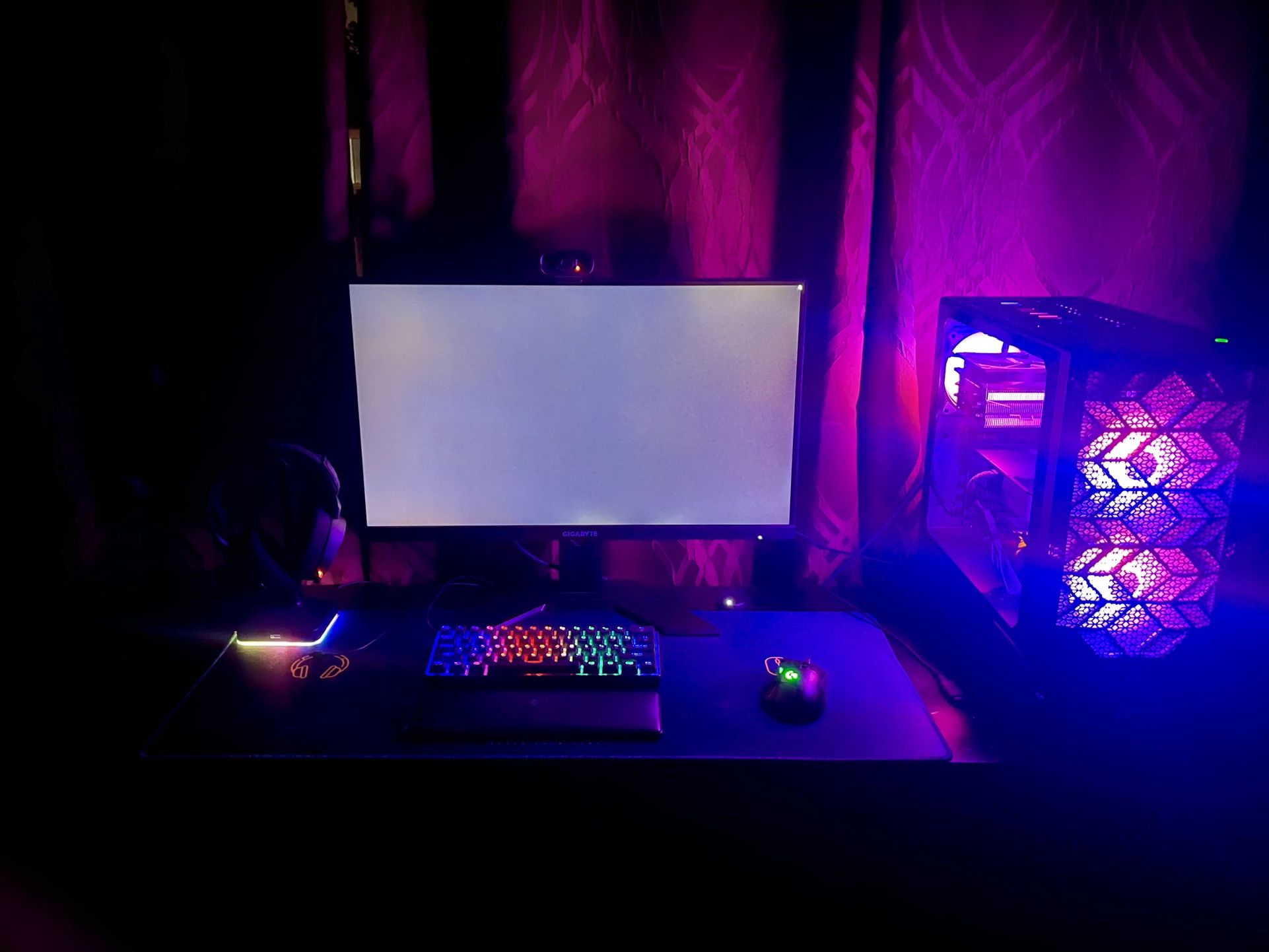 Complete RGB Gaming Setup