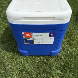 Igloo Ice Cube 60 Qt Cooler