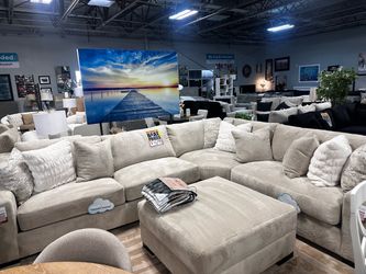 Cloud seating sectional! 🚨🔥 Easy Financing!