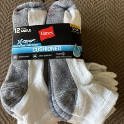 New Hanes Cushioned Sox Men’s. Big N Tall