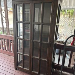 Like New- Dark Solid Wood Display/bookcase 
