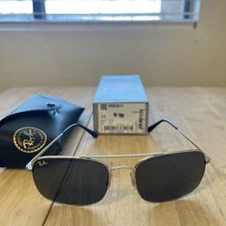 Like New RAY-BAN SUNGLASSES Silver Blue MADE IN ITALY 