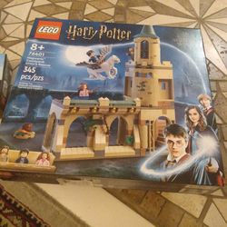 Brand New Lego Harry Potter Set Number 76401 Inbox Unopened