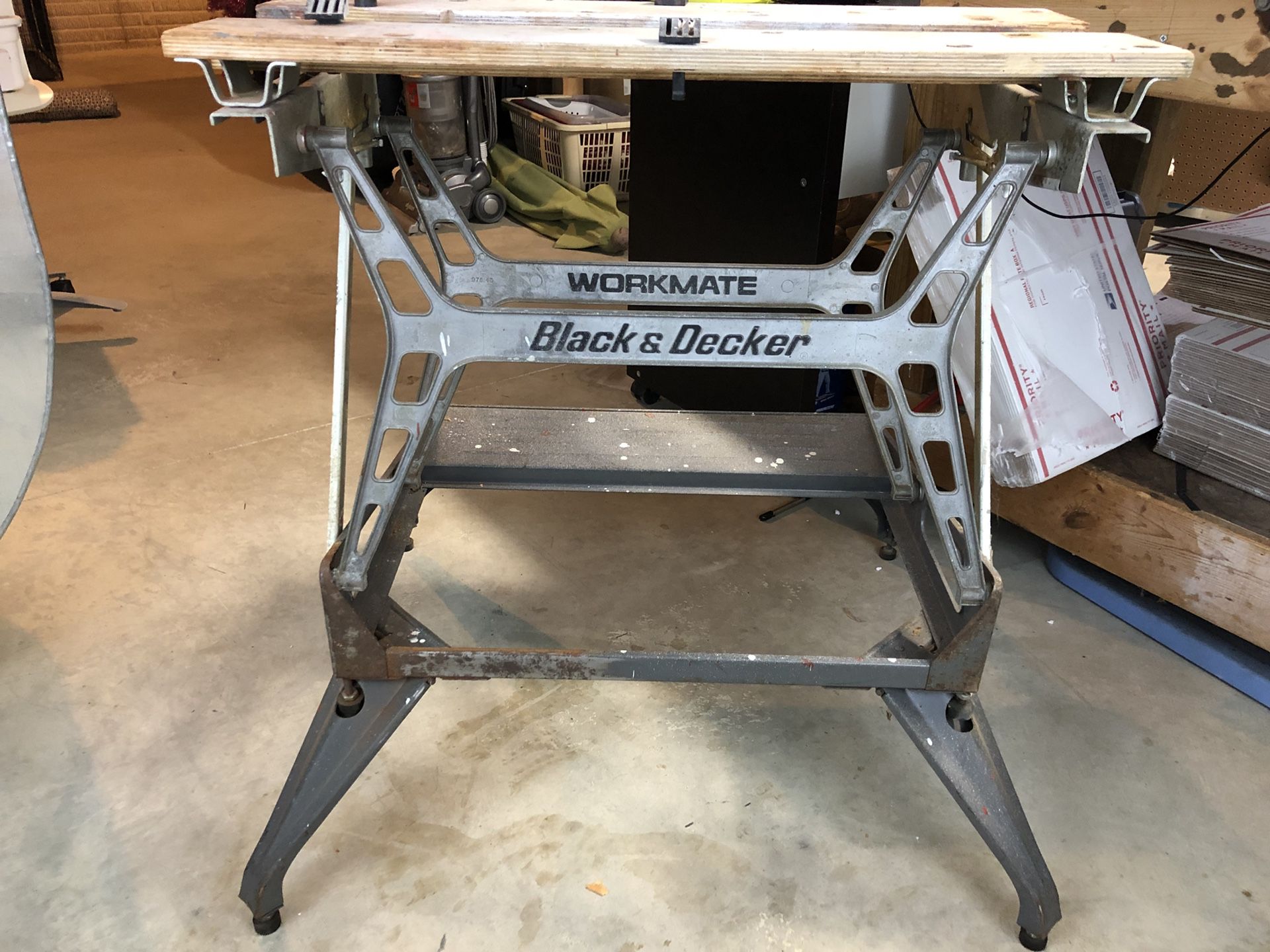 Black & Decker Workmate 425 work Bench for Sale in Hacienda Heights, CA -  OfferUp