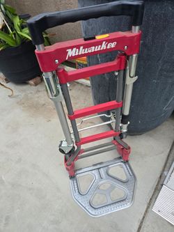 Milwaukee dolly