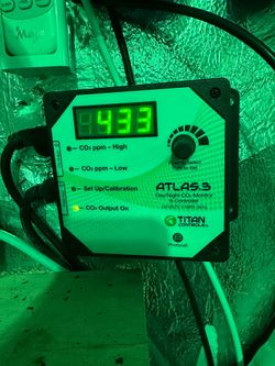 Atlas 3 Hydroponic Co2 Controller/ Dispenser