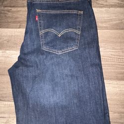 Dark Blue Levi Jeans