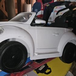 Volkswagen Beetle Ride On Toy Car